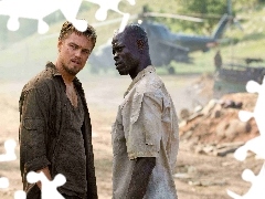 brązowy strój, Leonardo DiCaprio