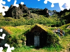 Domek, Islandia, Góry