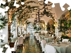 Łuki, Bluszcz, Restauracja