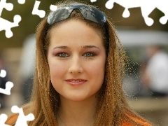 Okulary Przeciwsłoneczne, Leelee Sobieski