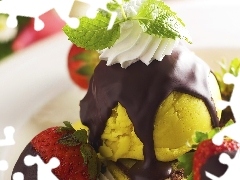 Lody, Polewa, Truskawki