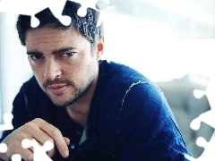 Aktor, Karl Urban