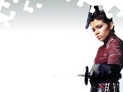 miecz, sztylet, Halle Berry