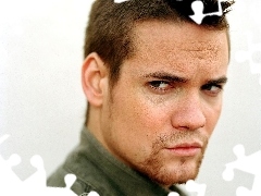Portret, Shane West, Zarost