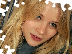 Emilie De Ravin