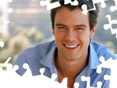 Uśmiech, Koszula, Josh Duhamel, Niebieska