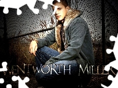 szara bluza, Wentworth Miller