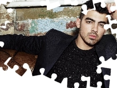 Marynarka, Kanapa, Joe Jonas
