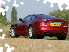 Aston Martin, V12 Vanquish