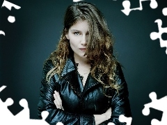 Skórzana Kurtka, Laetitia Casta