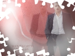 czarny garnitur, Wentworth Miller