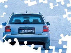 Audi A6, Tył