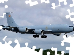 Lądowanie, Boeing C-135 Stratotanker