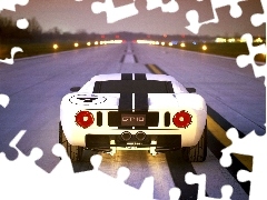 Pas Startowy, Ford GT