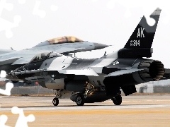Lotnisko, F-16, Odrzutowce