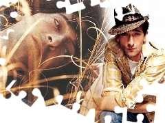 Wcielenia, Dwa, Adrien Brody, Kapelusz