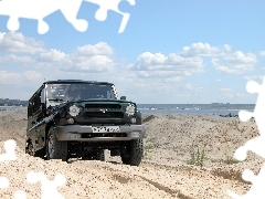 UAZ