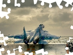 SU-33 Flanker, Lotniskowca, Start, Z