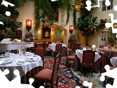 Stoły, Krzesła, Restauracja