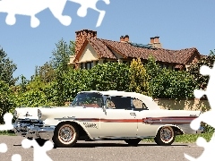Kremowy, Pontiac Bonneville