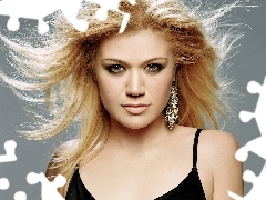 Kolczyk, Kelly Clarkson