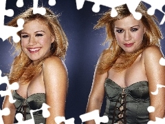 Kelly Clarkson, Piosenkarka