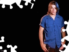 niebieska, koszula, Brendan Fehr