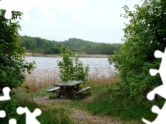 Ławeczka, Drzewa, Jezioro