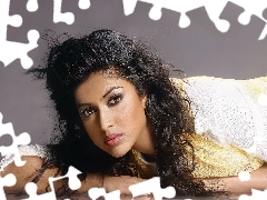 Brunetka, Amala Paul Poster