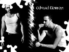 biała koszulka, czarne spodnie, Edward Norton