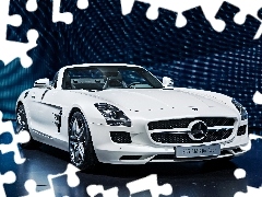 SLS AMG, Mercedes-Benz