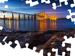 Kamienie, Zatoka Firth of Forth, Szkocja, Wieczór, Most Forth Bridge