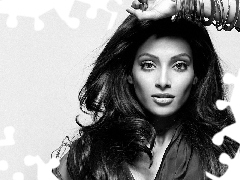 Bipasha Basu, Kobieta, Ręka
