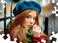 Beret, Rozmyte tło, Aleksandra Girskaya, Modelka, Kobieta