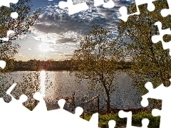 Drzewa, Chmury, Jezioro