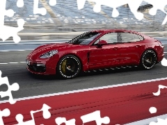 Porsche Panamera GTS