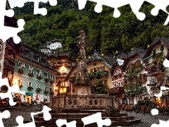Kolumna, Austria, Figura Trójcy Świętej, Figura Najświętszej Marii Panny, Domy, Lasy, Góry, Hallstatt, Rynek, Ulica, Budynki