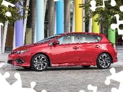 Czerwona, Toyota Corolla