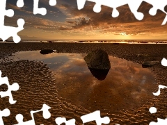 Plaża, Morze, Kałuża, Zachód słońca, Kamienie, Brzeg