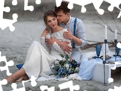 Kobieta, Mężczyzna, Para, Miłość, Świece, Kieliszki, Piasek, Bukiet, Plaża