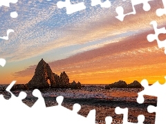 Skały, Morze, Stany Zjednoczone, Zachód słońca, Kalifornia, Chmury, Plaża Martins Beach, Miejscowość Half Moon Bay