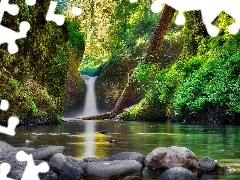 Eagle Creek, Wodospad Punch Bowl Falls, Rzeka Kolumbia River