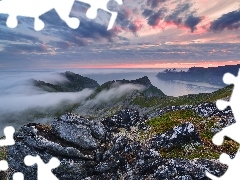 Góry, Morze, Wyspa Senja, Skały, Zachód słońca, Mgła, 