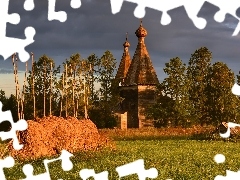 Siano, Pole, Drzewa, Stóg, Kościół