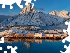 Wioska Hamnoy, Ośnieżone, Lofoty, Góry, Morze, Domy, Norw