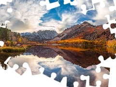 Jesień, Chmury, Jezioro, Drzewa, Góry