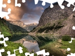 Zielony, Góry, Drzewa, Chmury, Las, Jezioro