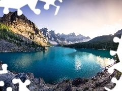 Jezioro, Park Narodowy Banff, Moraine Lake, Góry Skaliste, Alberta, Kanada, Lasy, Wschód słońca, Drzewa