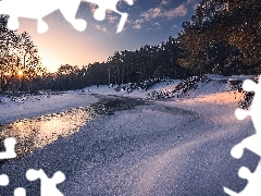 Rzeka, Zima, Drzewa, Wschód słońca, Śnieg, Zaśnieżona