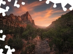 Rzeka Virgin River, Utah, Kamienie, Zachód słońca, Drzewa